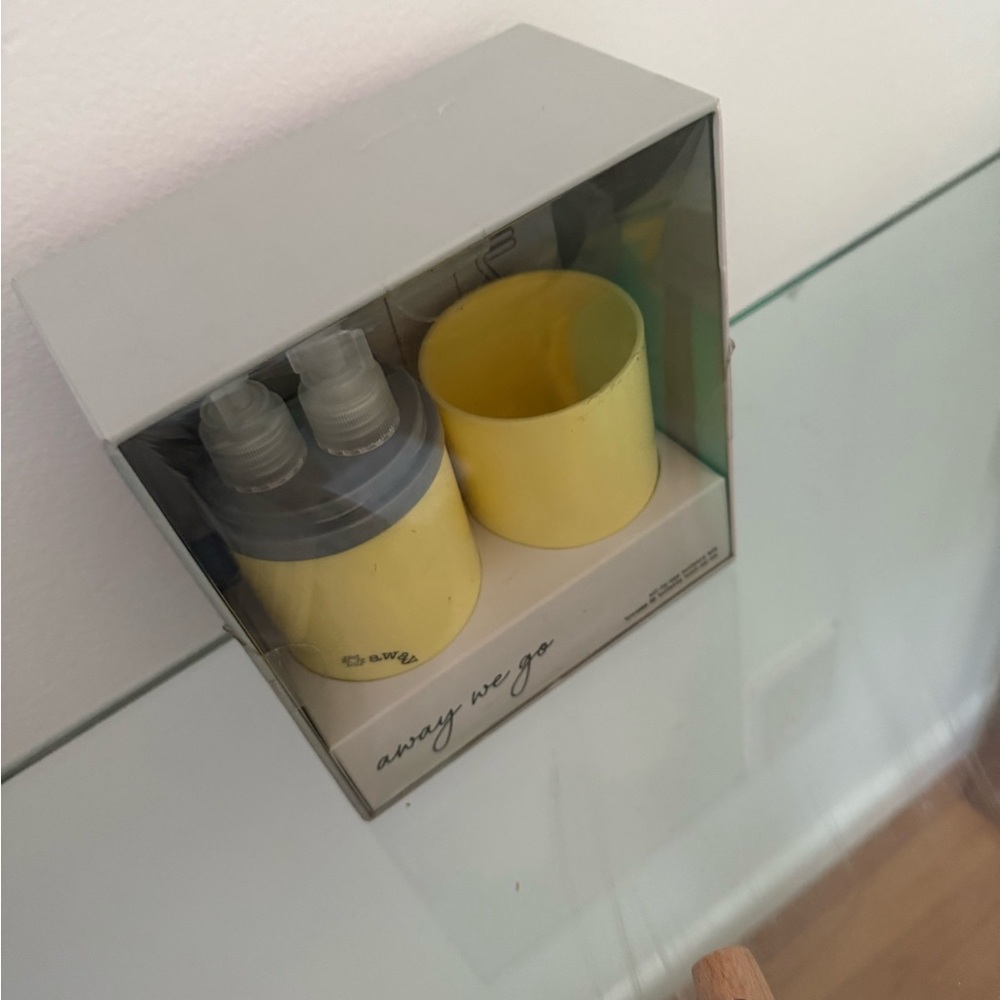 Away Yellow Bath Accessory Set